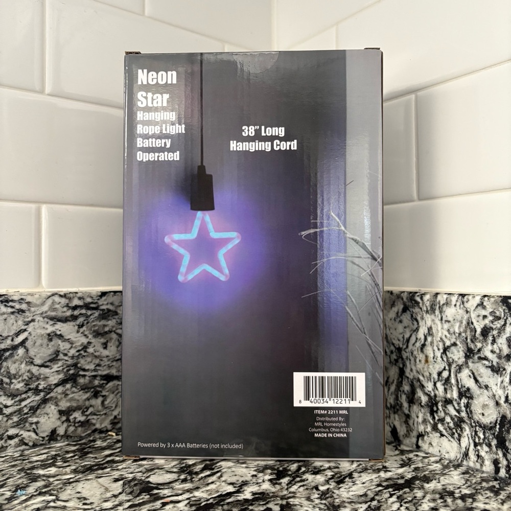 Neon Star Hanging Rope Light - Picture 2 of 4